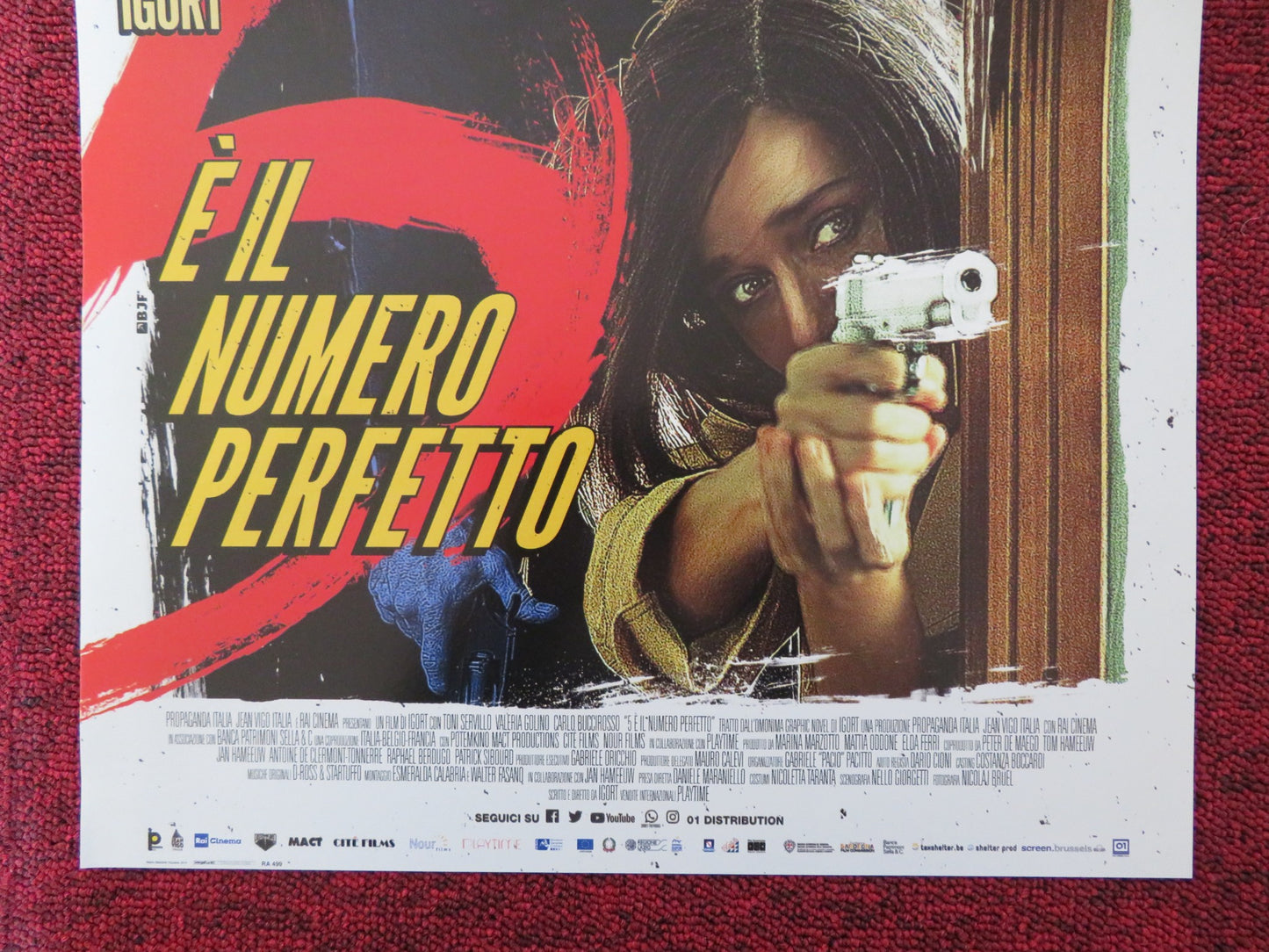 E IL NUMERO PERFETTO ITALIAN LOCANDINA POSTER TONI SERVILLO VALERIA GOLINO 2019