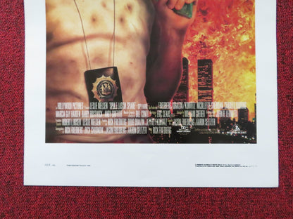 SPY HARD ITALIAN LOCANDINA POSTER LESLIE NIELSEN NICOLLETTE SHERIDAN 1996