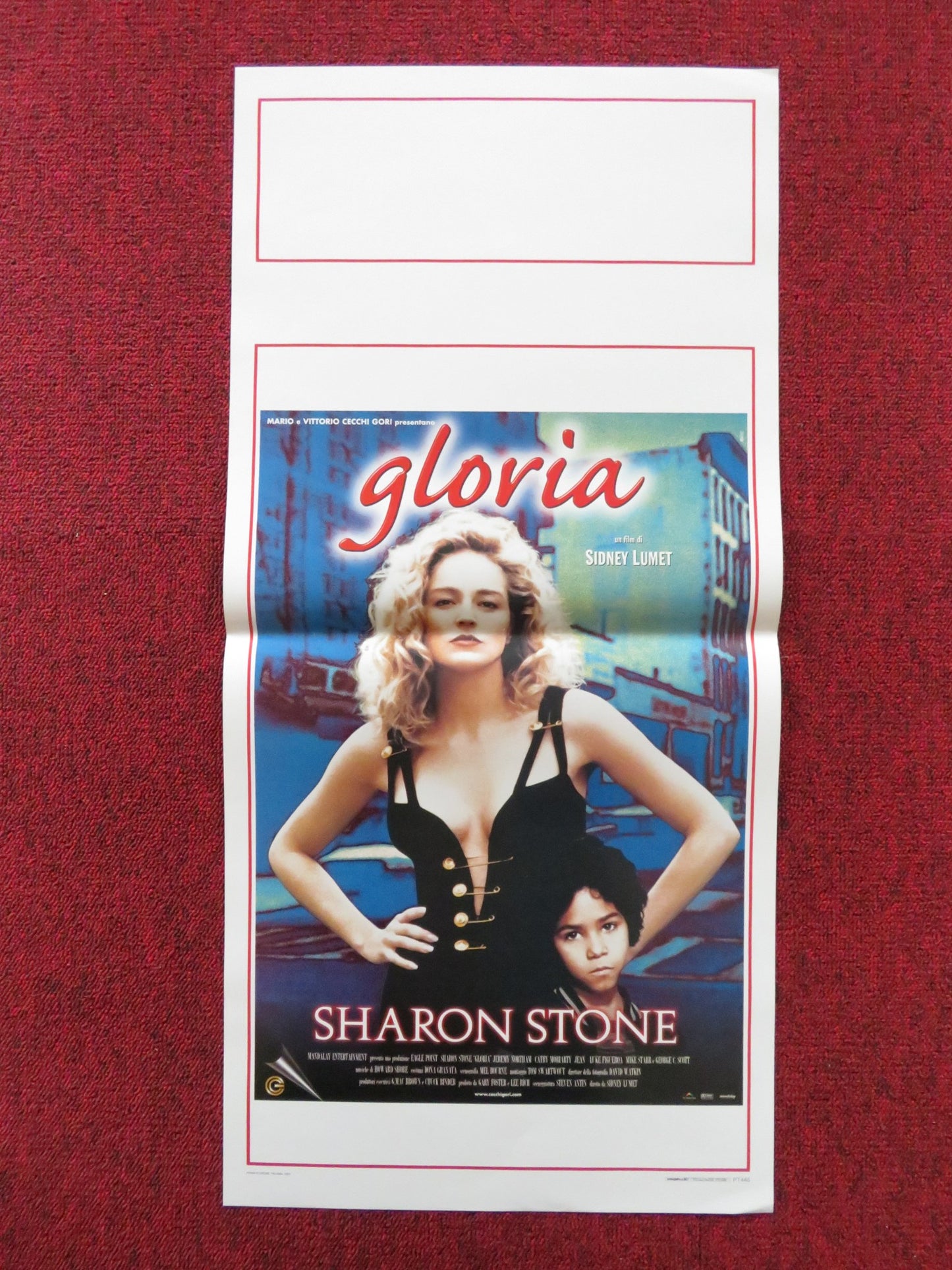 GLORIA ITALIAN LOCANDINA POSTER SHARON STONE GEORGE C. SCOTT 1999