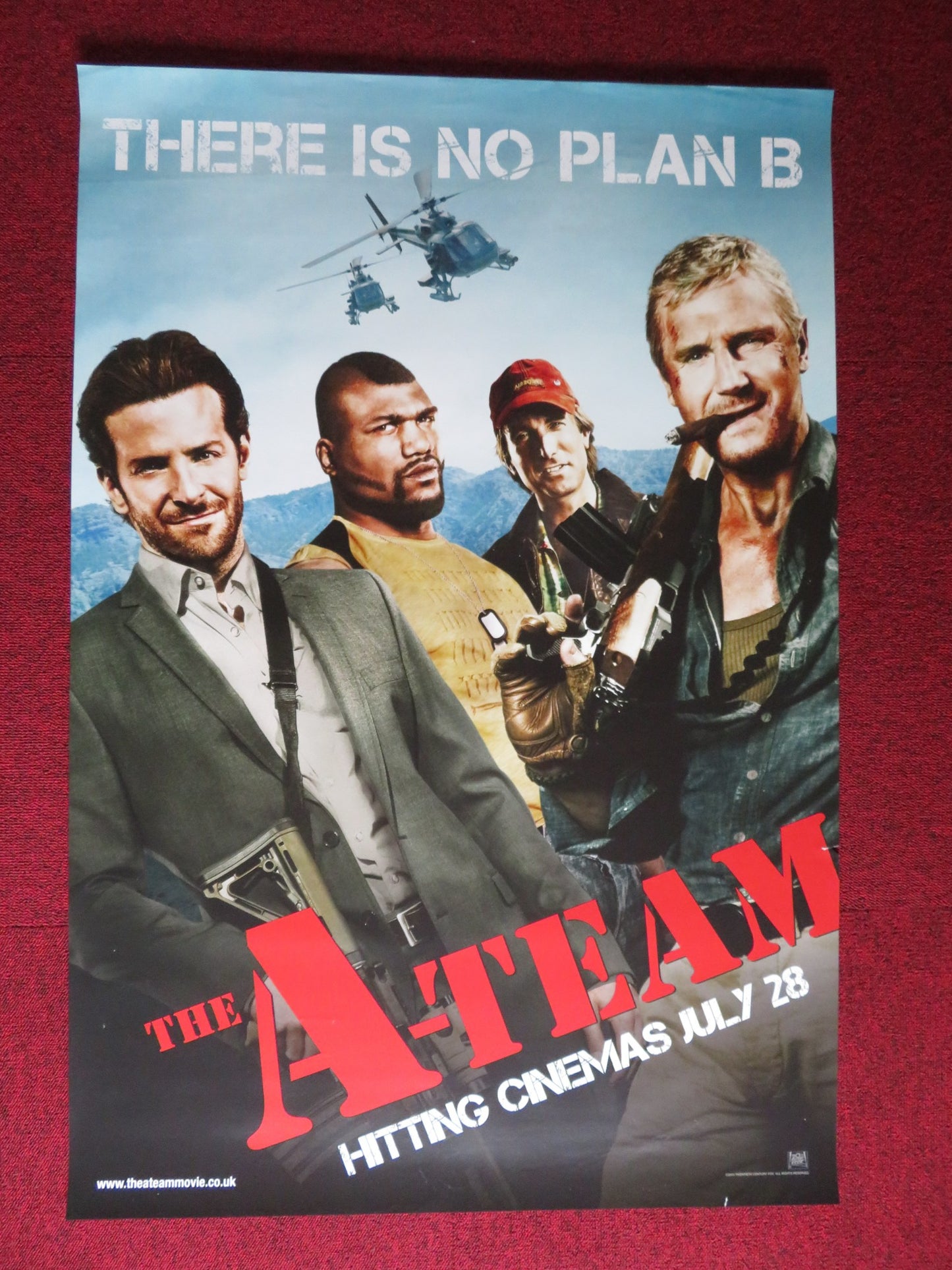 THE A-TEAM UK ONE SHEET ROLLED POSTER LIAM NEESON BRADLEY COOPER 2010