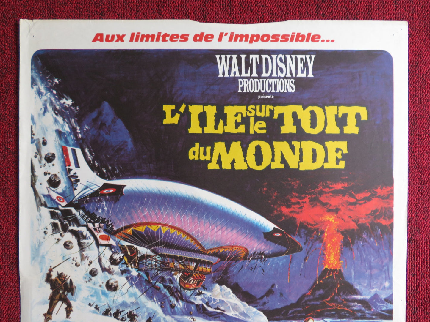 THE ISLAND AT THE TOP OF THE WORLD FRENCH POSTER DISNEY DAVID HARTMAN 1974