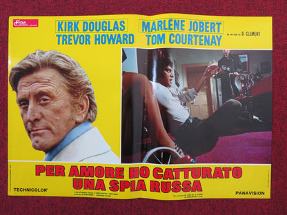 CATCH ME A SPY - A ITALIAN FOTOBUSTA POSTER KIRK DOUGLAS TOM COURTENAY 1971