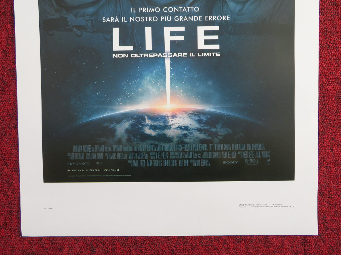 LIFE ITALIAN LOCANDINA POSTER JAKE GYLLENHAAL REBECCA FERGUSON 2017