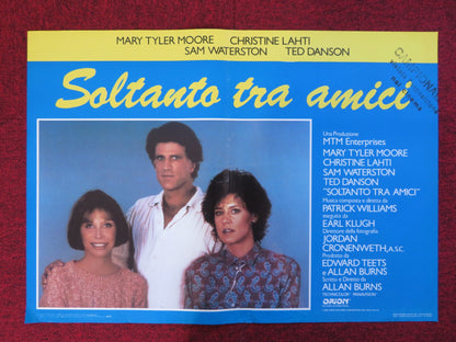 JUST BETWEEN FRIENDS - F ITALIAN FOTOBUSTA POSTER MARY TYLER MOORE DANSON 1986